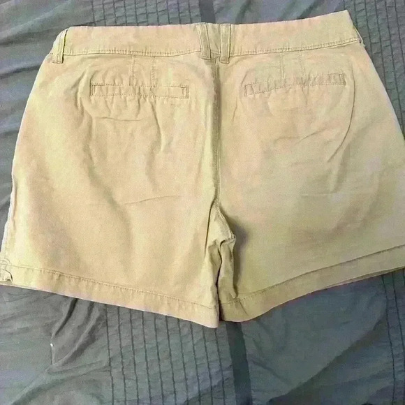 Old Navy shorts size 8 (2 pairs) - Picture 6 of 7